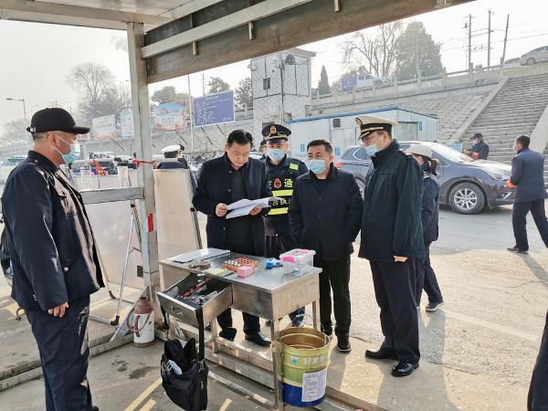 淮南市交通運輸局黨組書記、局長李輝督查指導春運交通安全生產及疫情防控工作